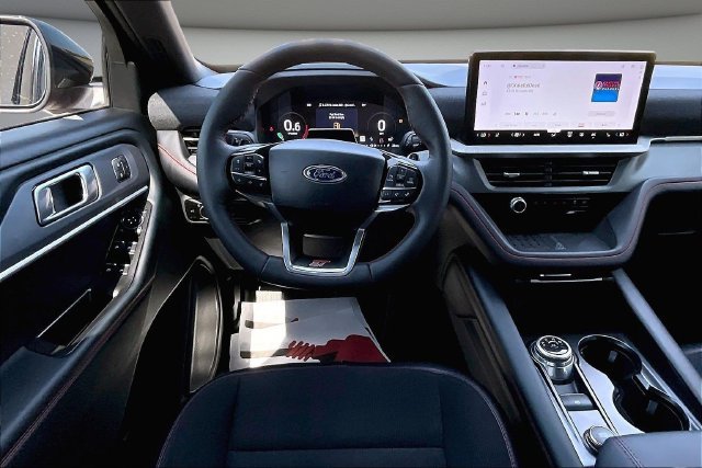 Certified 2025 Ford Explorer ST AWD/4WD image 8