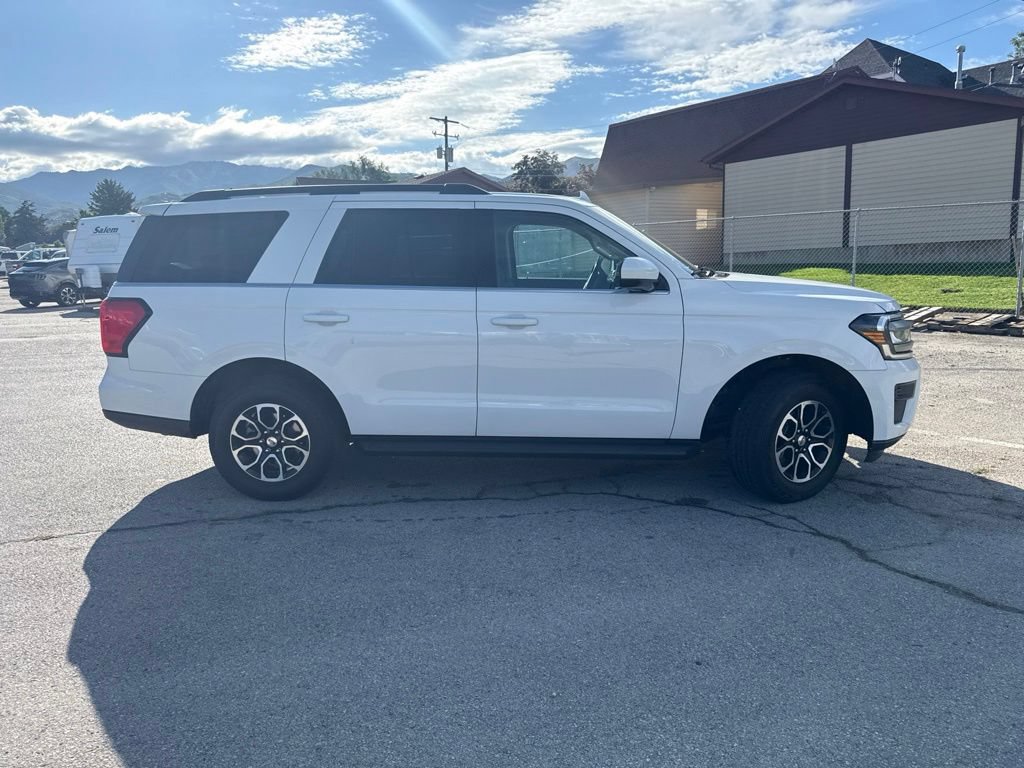 Certified 2024 Ford Expedition XLT AWD/4WD image 4