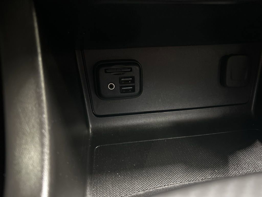 Used 2022 GMC Canyon AT4 w/ Trailering Package image 22