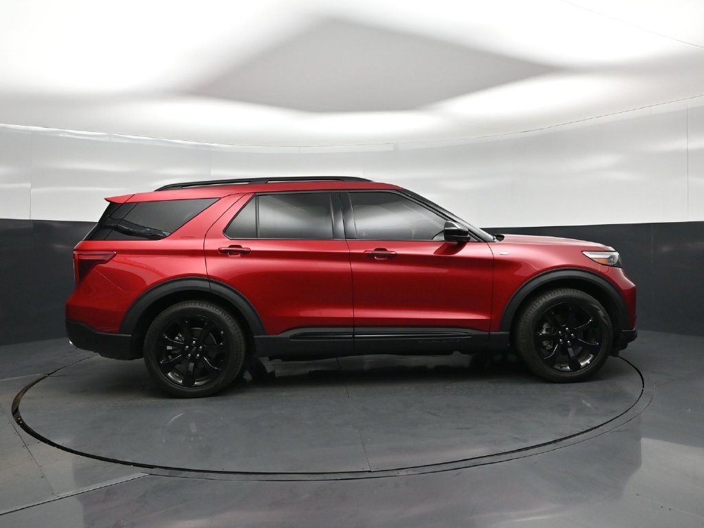 Certified 2024 Ford Explorer ST-Line w/ Class IV Trailer Tow Package RWD image 26