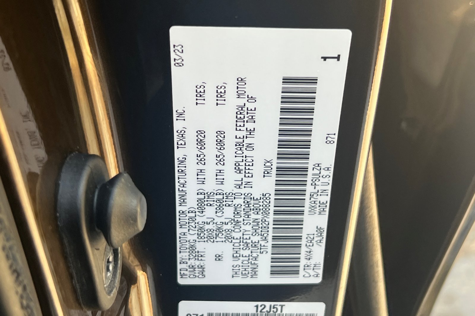 Used 2023 Toyota Tundra Limited w/ TRD Off-Road Package AWD/4WD image 29