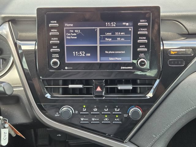 Used 2021 Toyota Camry LE FWD image 16