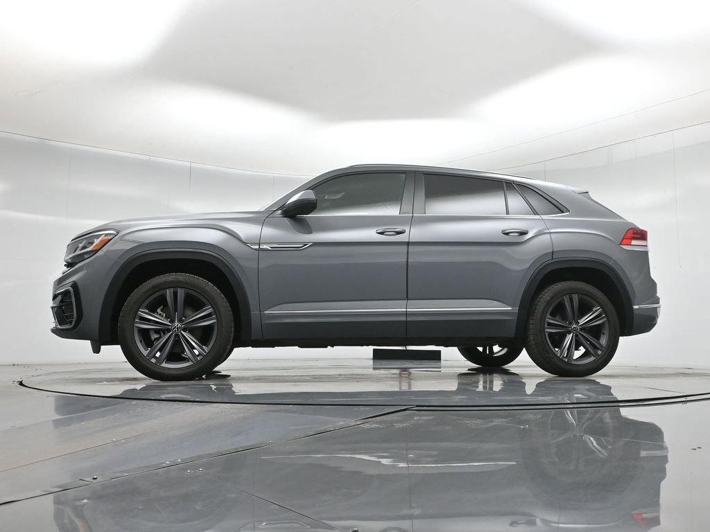 Used 2021 Volkswagen Atlas Cross Sport SE image 28