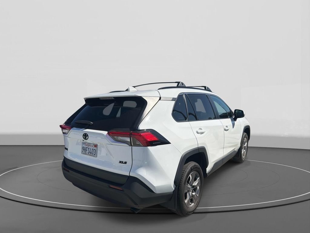 Used 2023 Toyota RAV4 XLE FWD image 5