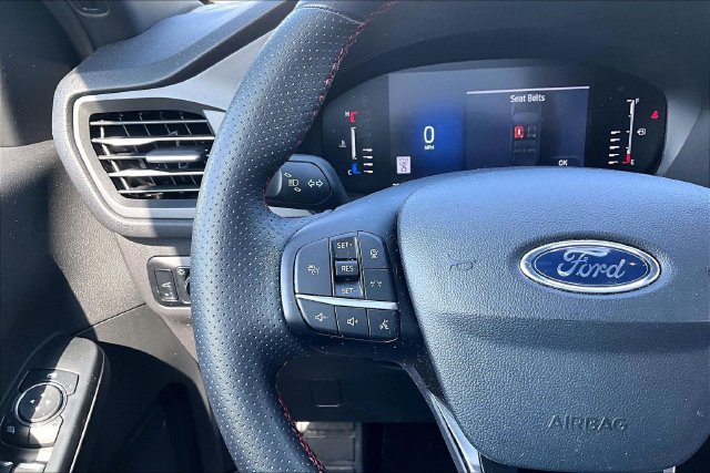 Certified 2024 Ford Escape ST-Line w/ Tech Pack #1 AWD/4WD image 11