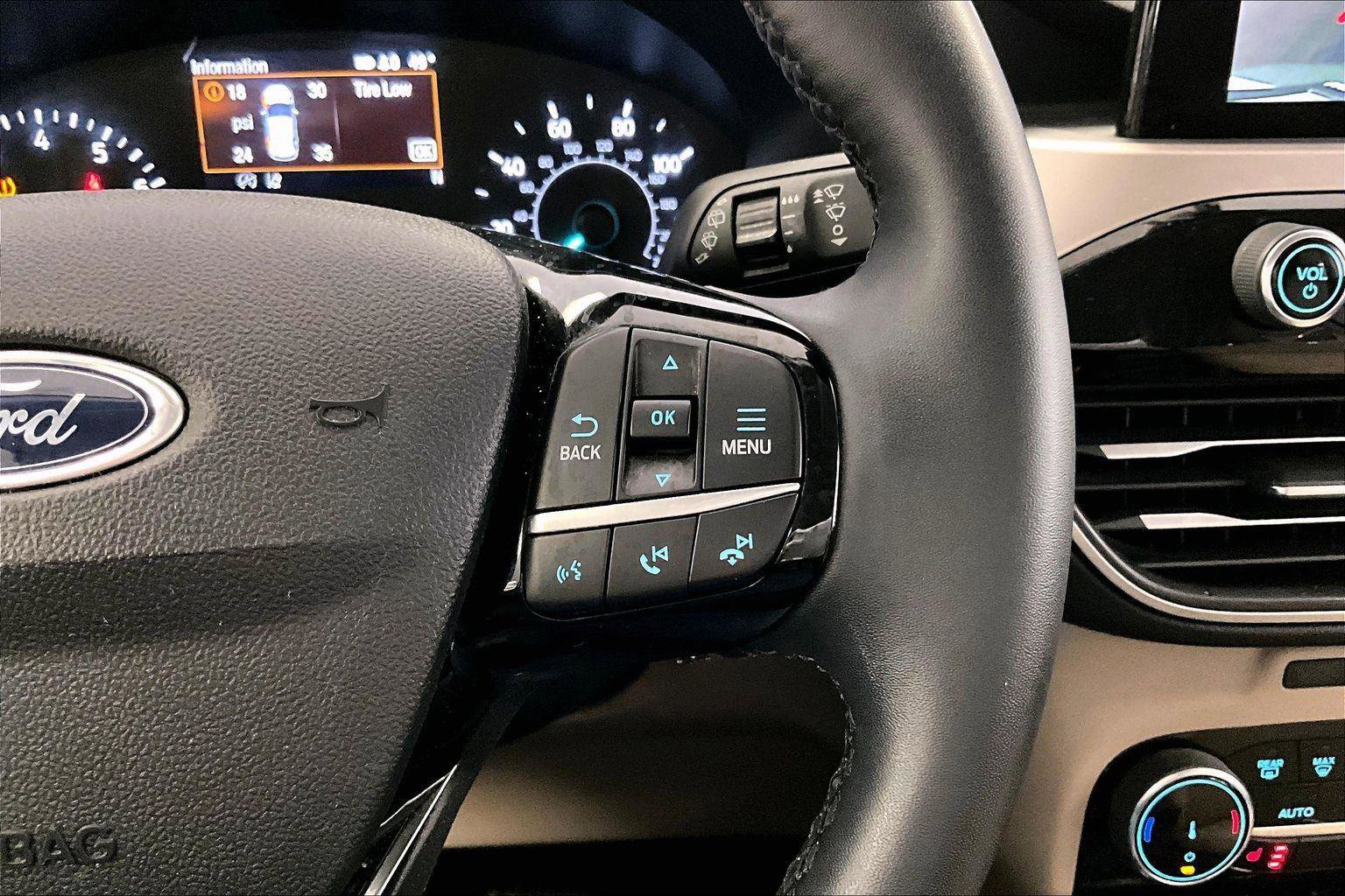 Certified 2022 Ford Escape SE w/ Convenience Package image 18