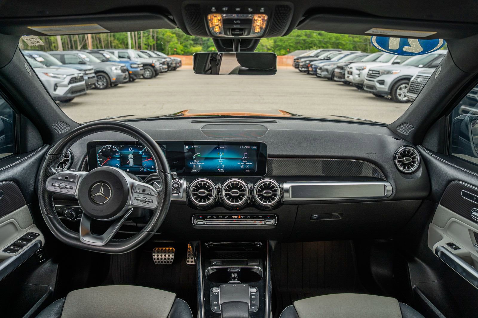 Used 2021 Mercedes-Benz GLB 250 4MATIC w/ AMG Line image 26