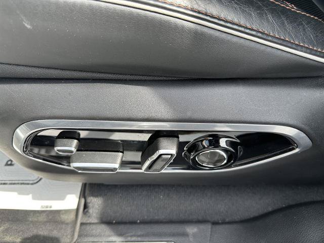 Used 2024 Jeep Grand Cherokee Summit AWD/4WD image 15