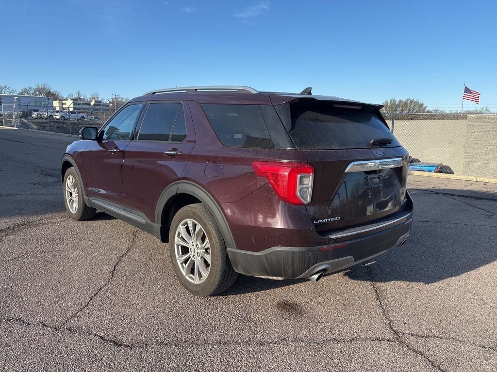 Certified 2023 Ford Explorer Limited w/ Equipment Group 301A image 2