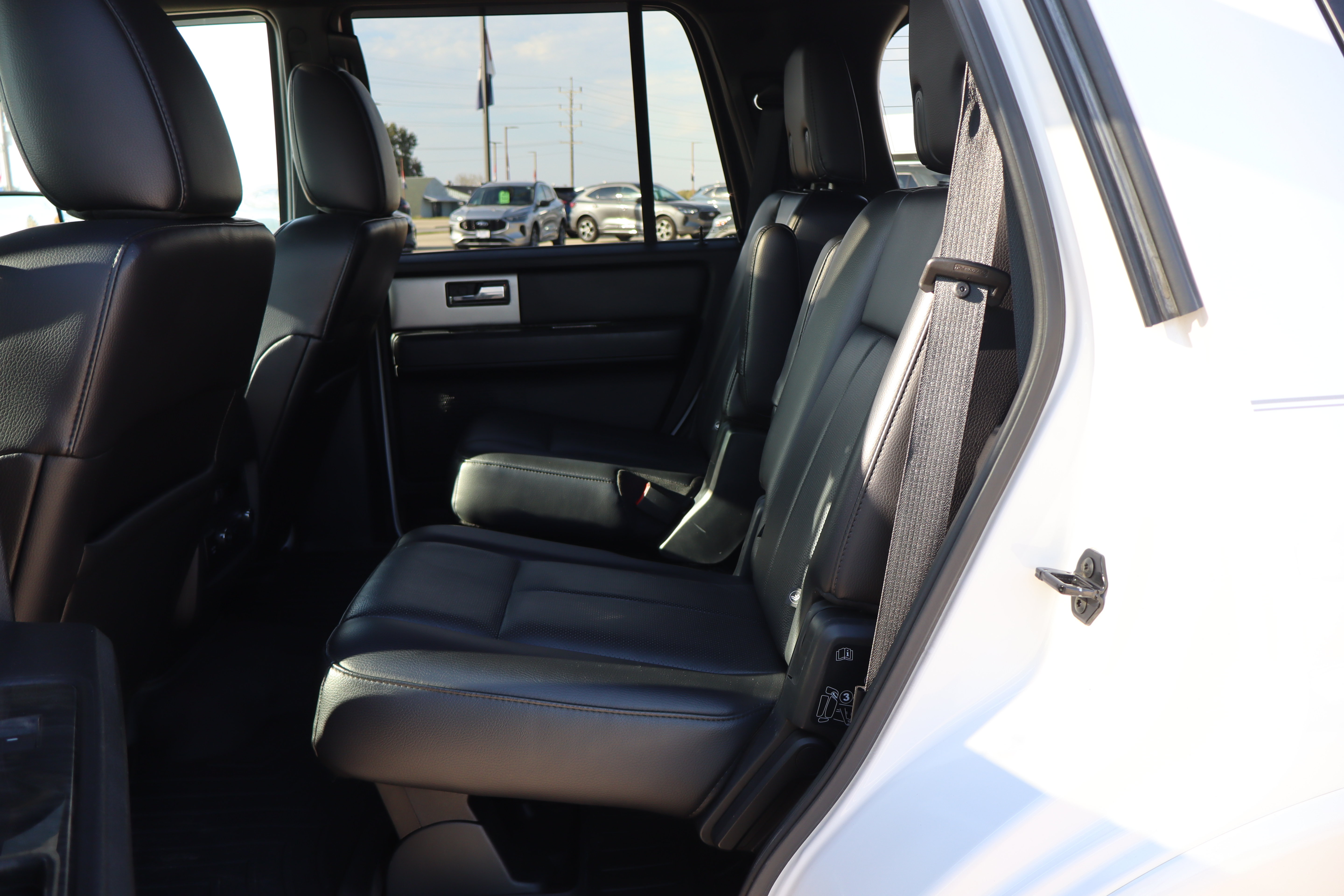 Certified 2017 Ford Expedition Limited w/ Equipment Group 301A AWD/4WD image 10
