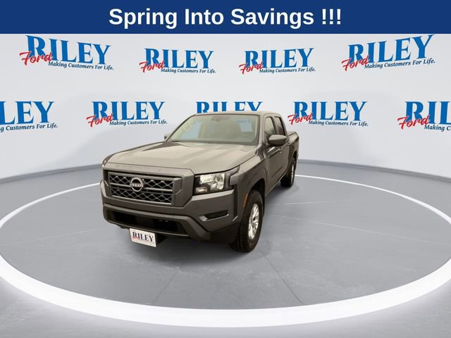 Used 2024 Nissan Frontier SV w/ Technology Package image 2