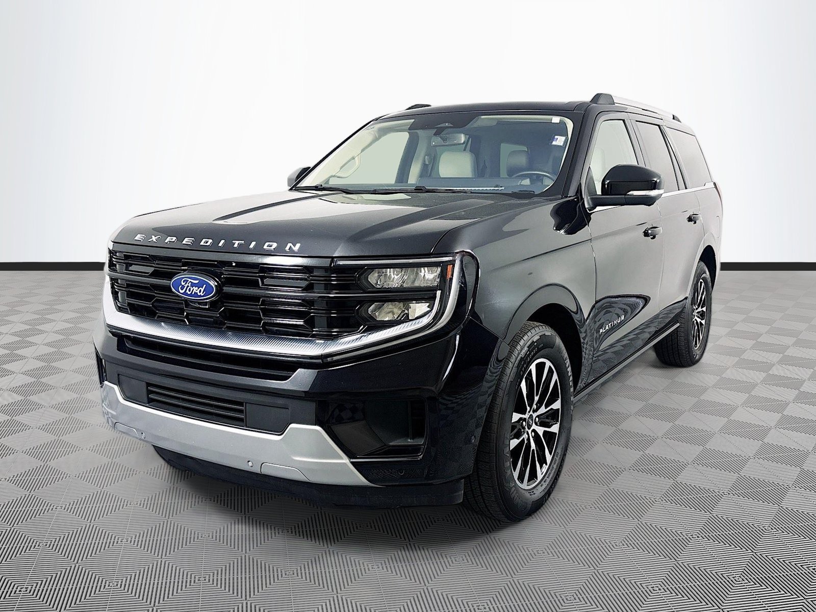 Certified 2025 Ford Expedition Platinum AWD/4WD image 3