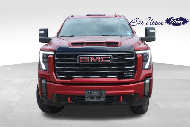 Used 2024 GMC Sierra 2500 AT4 w/ AT4 Premium Plus Package AWD/4WD image 2