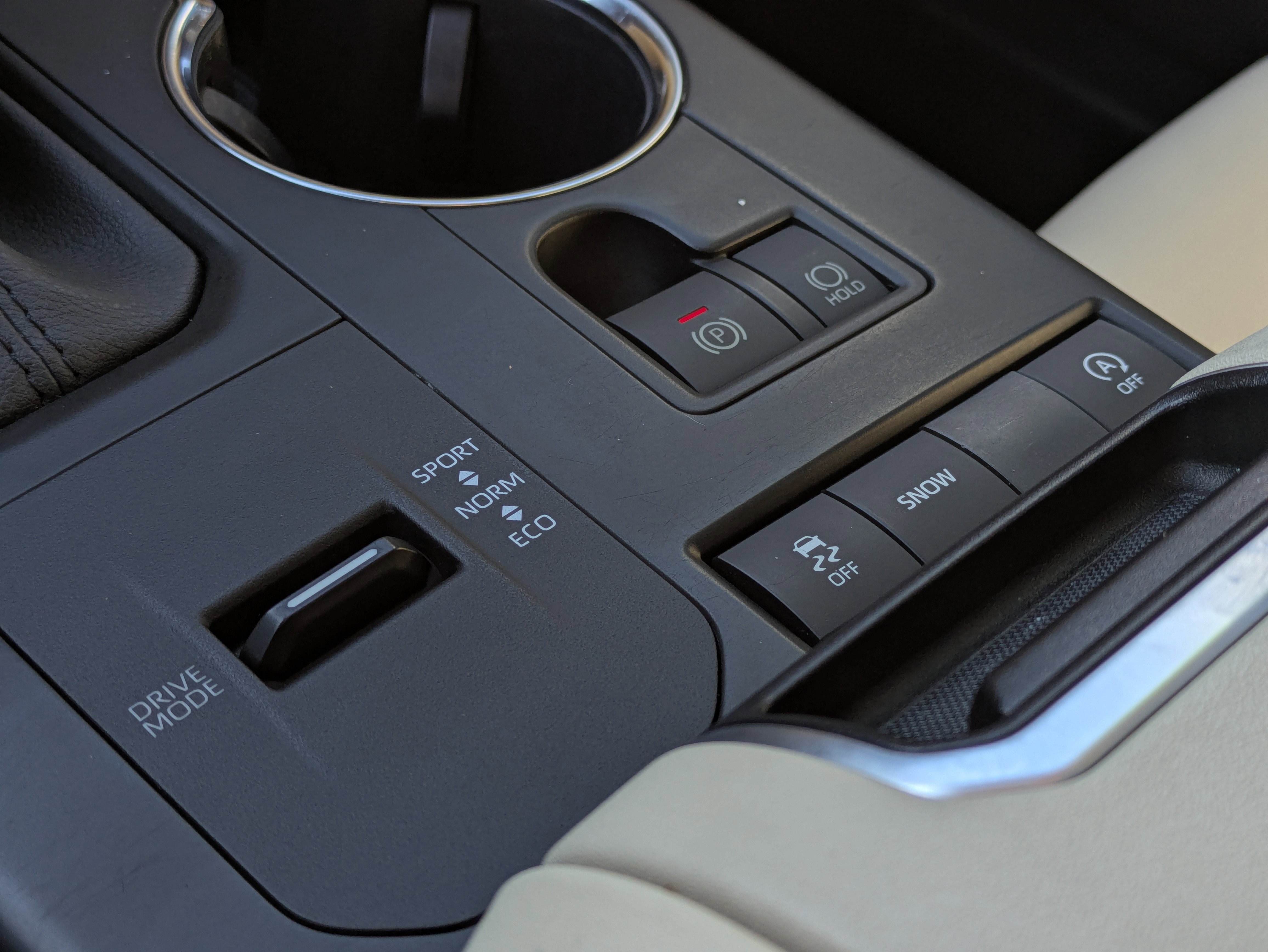 Used 2021 Toyota Highlander XLE image 34