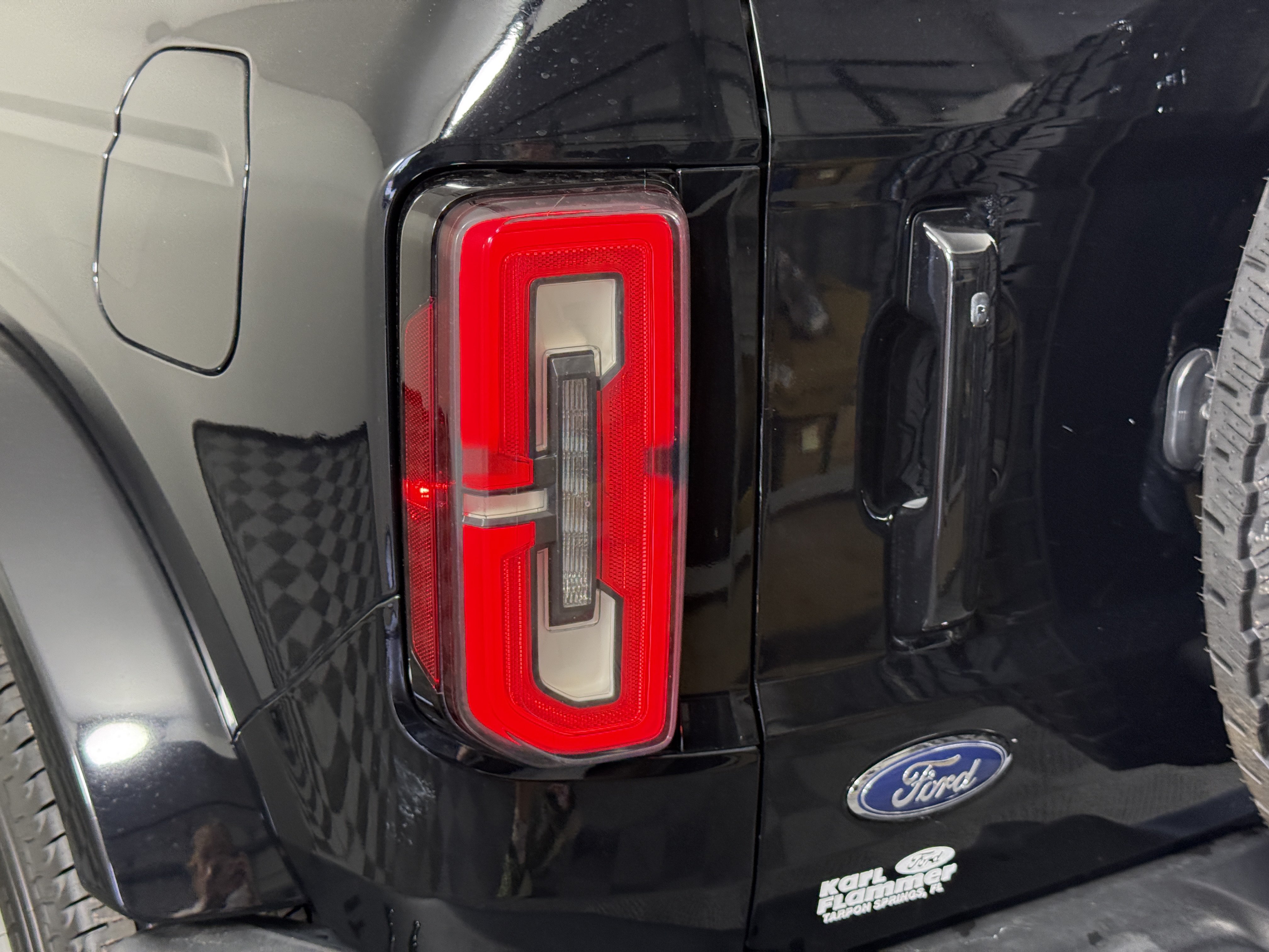 Certified 2023 Ford Bronco Outer Banks AWD/4WD image 8