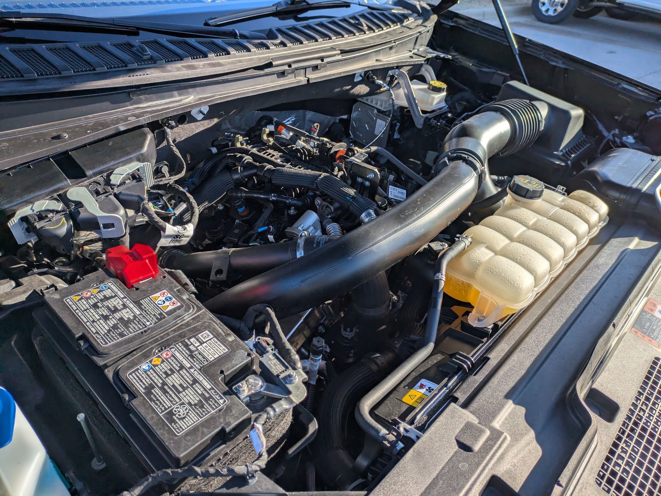 Certified 2025 Ford Expedition Active image 40