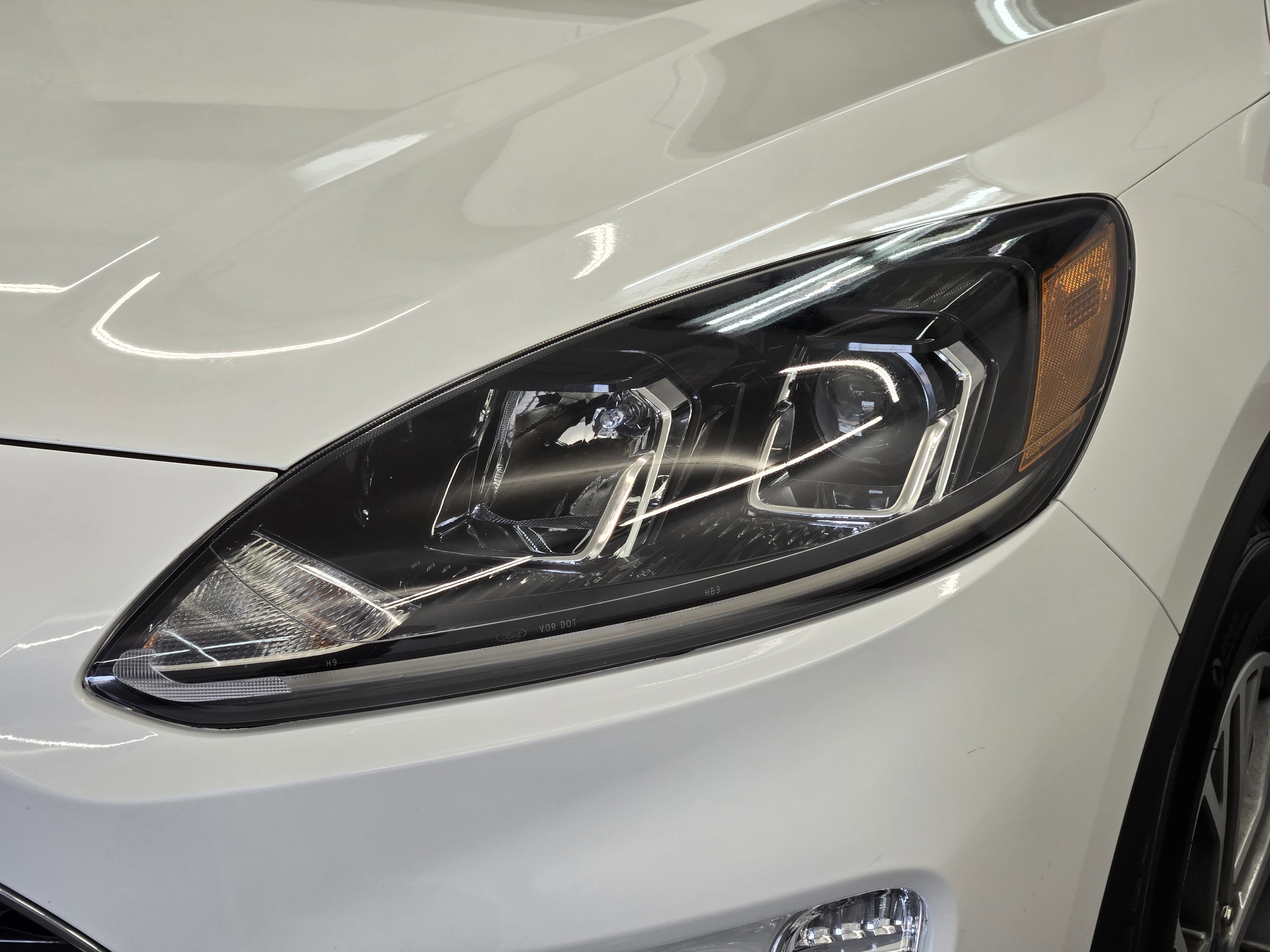 Certified 2022 Ford Escape SEL FWD image 8