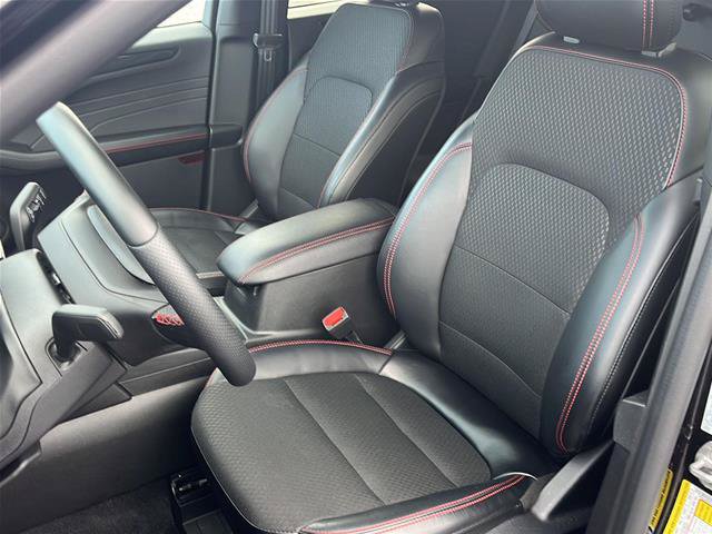 Certified 2026 Ford Escape ST-Line AWD/4WD image 11