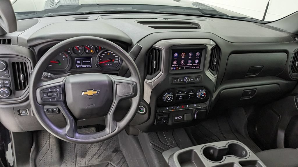 Used 2024 Chevrolet Silverado 2500 Custom w/ Custom Value Package AWD/4WD image 3