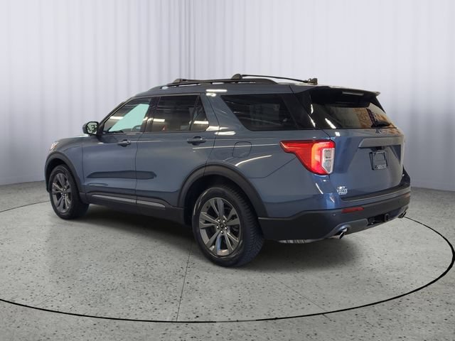 Certified 2021 Ford Explorer XLT w/ Equipment Group 202A AWD/4WD image 3