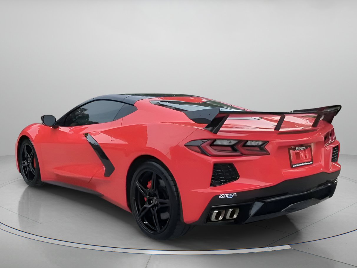 Used 2021 Chevrolet Corvette Stingray Coupe w/ 1LT RWD image 21