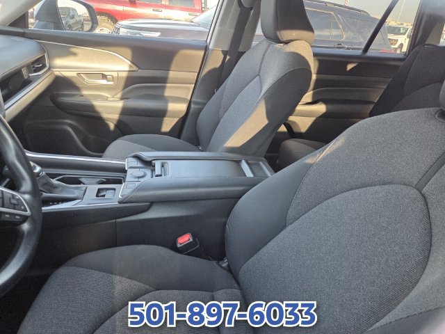 Used 2025 Toyota Grand Highlander FWD image 5