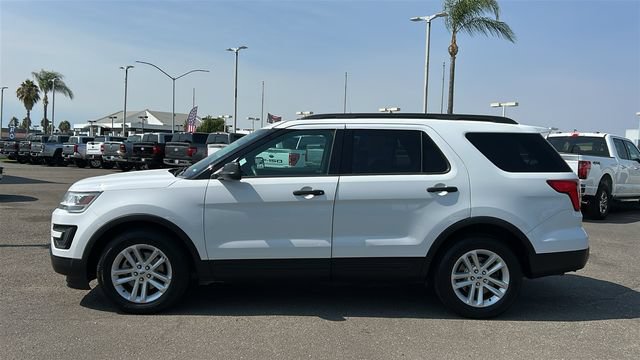 Certified 2017 Ford Explorer FWD image 7