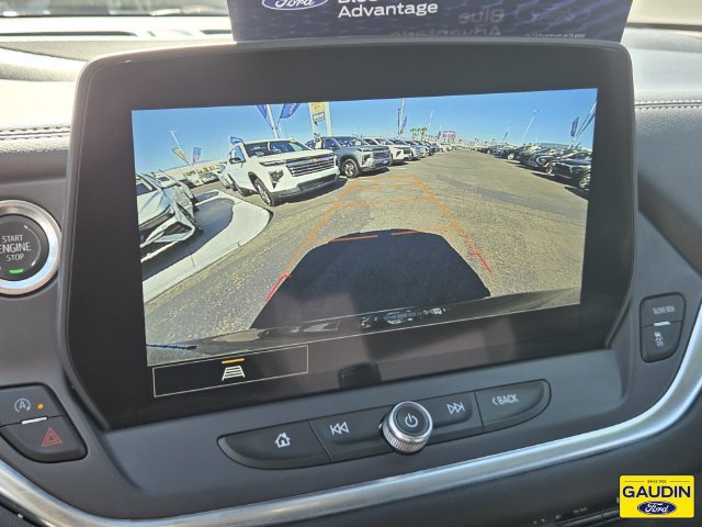Used 2025 Chevrolet Blazer LT FWD image 22