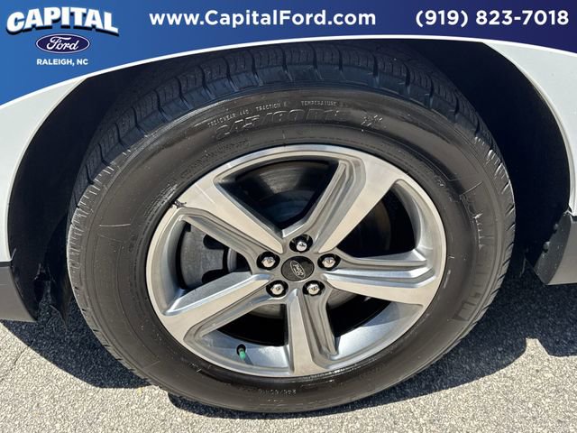 Certified 2024 Ford Edge SEL w/ Convenience Package AWD/4WD image 13