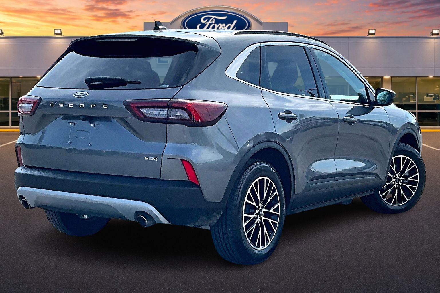Certified 2025 Ford Escape SE FWD image 13