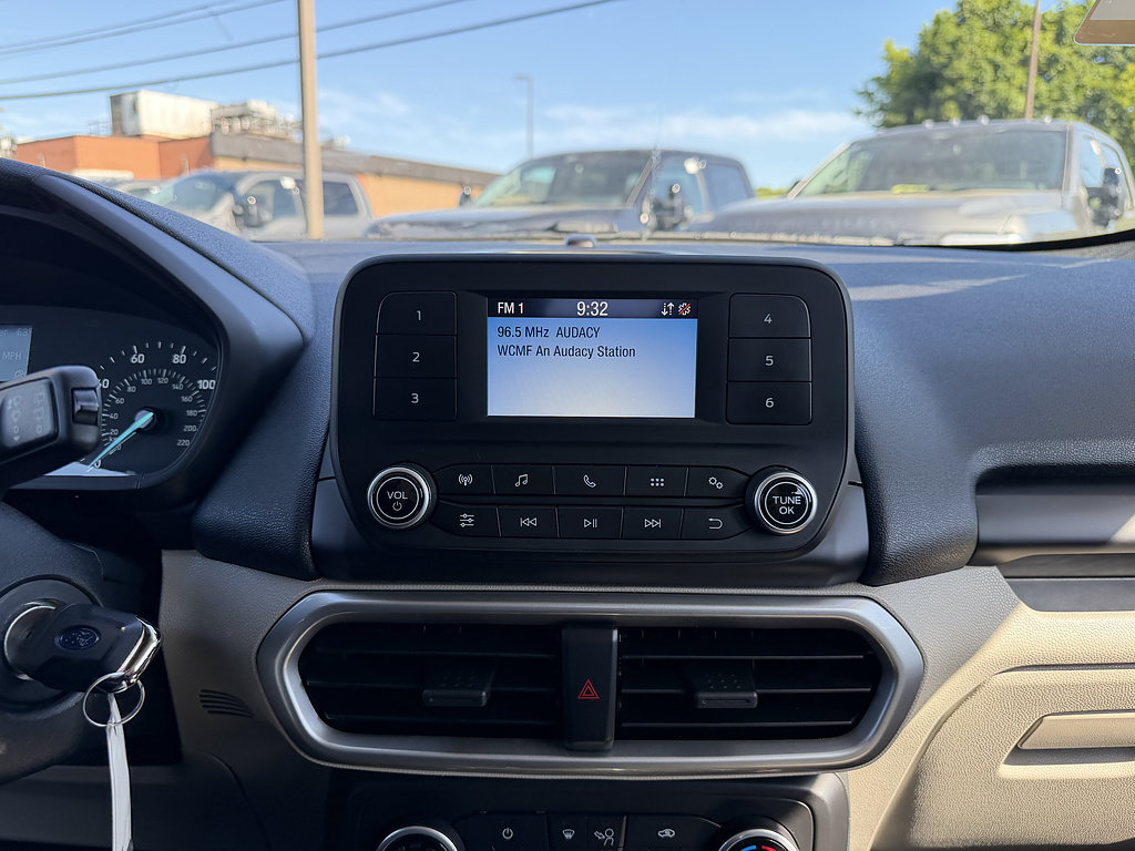 Certified 2022 Ford EcoSport S AWD/4WD image 17