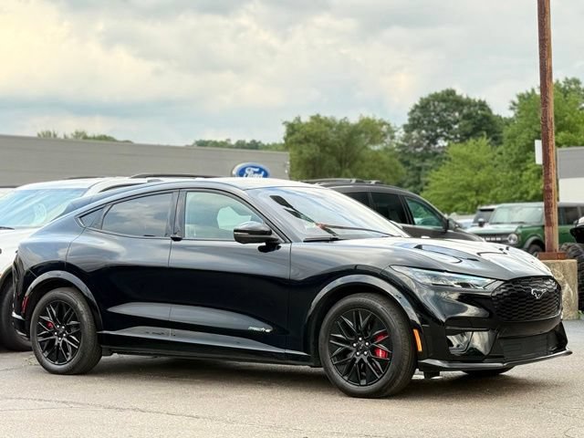 Certified 2025 Ford Mustang Mach-E Premium w/ Sport Appearance Package RWD image 34