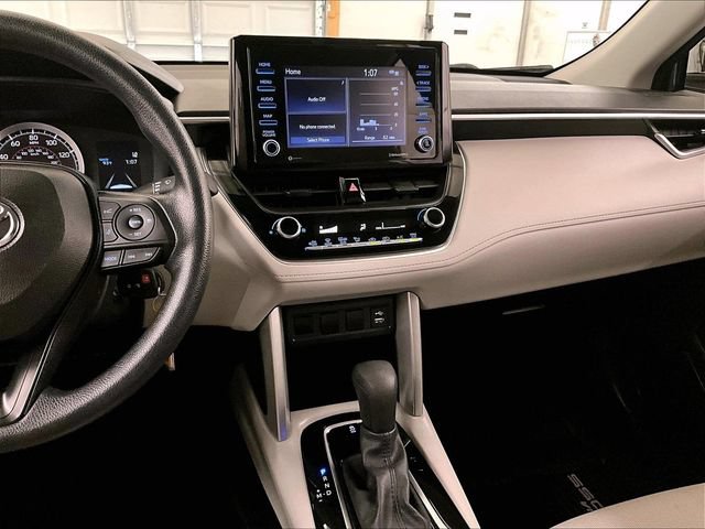 Used 2022 Toyota Corolla Cross L FWD image 6