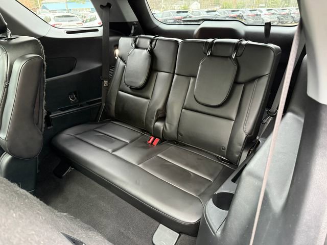 Certified 2023 Ford Explorer XLT w/ Equipment Group 202A image 19