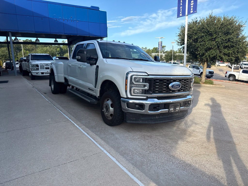 Certified 2024 Ford F350 Lariat w/ FX4 Off-Road Package AWD/4WD image 2