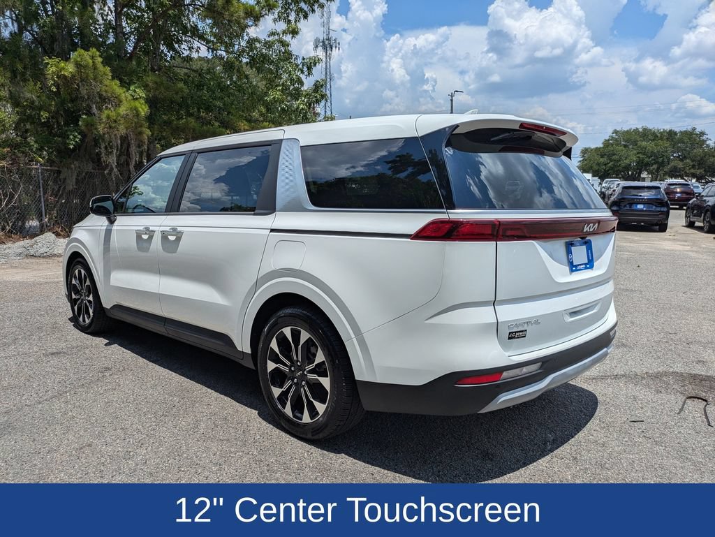 Used 2024 Kia Carnival EX FWD image 6