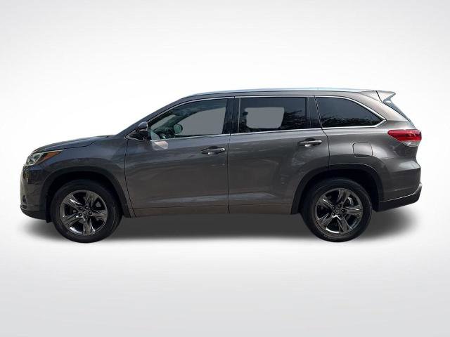 Used 2018 Toyota Highlander Limited Platinum FWD image 8