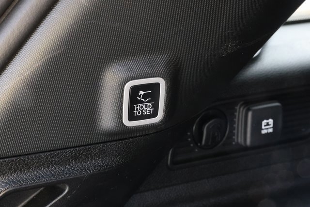 Used 2024 Jeep Grand Cherokee Limited 4xe image 12