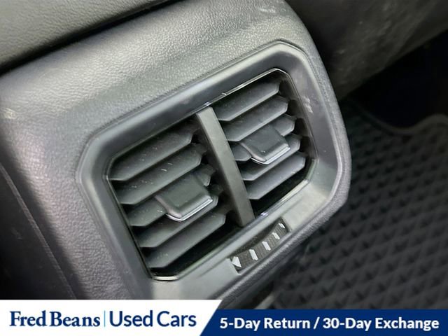 Used 2023 Volkswagen Taos SE w/ Panoramic Sunroof Package AWD/4WD image 28