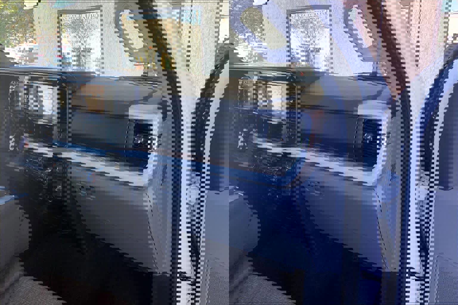 Certified 2025 Ford F250 XLT image 18