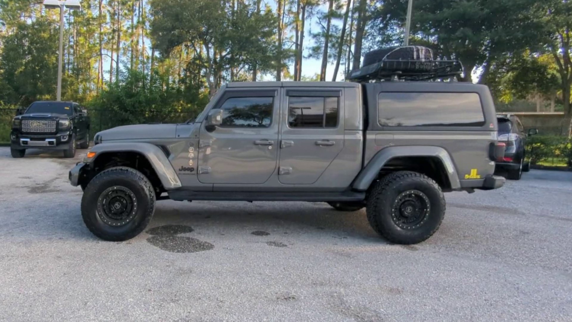 Used 2022 Jeep Gladiator Overland AWD/4WD image 16