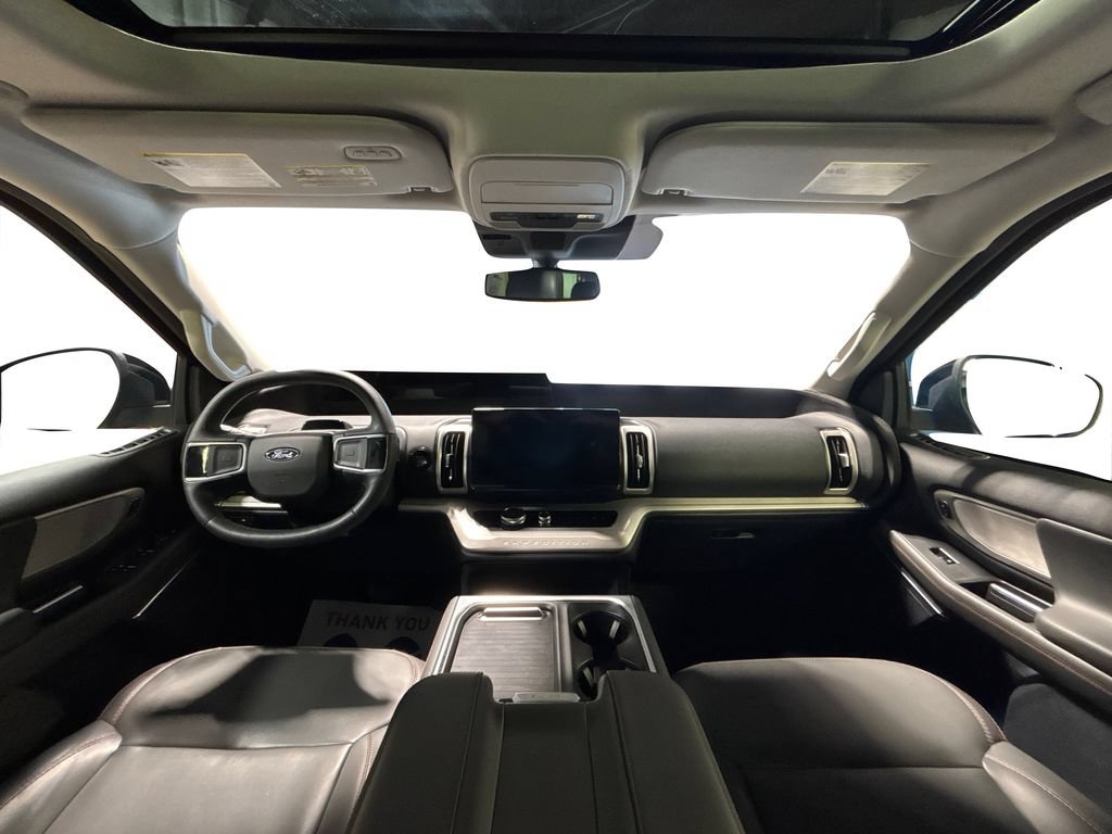 Certified 2025 Ford Expedition Active AWD/4WD image 23