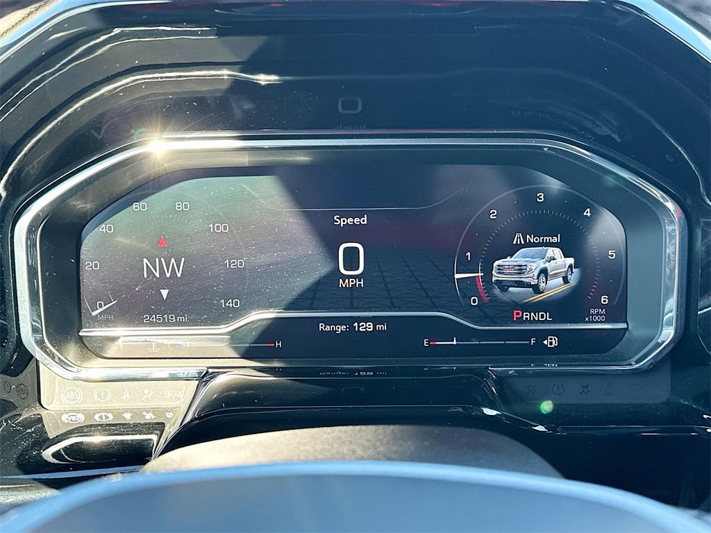 Used 2025 GMC Sierra 1500 SLE image 13