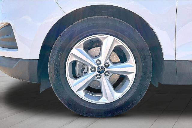 Certified 2019 Ford Edge SE FWD image 9