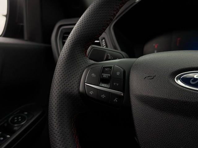 Certified 2023 Ford Escape ST-Line w/ Tech Pack #1 image 8