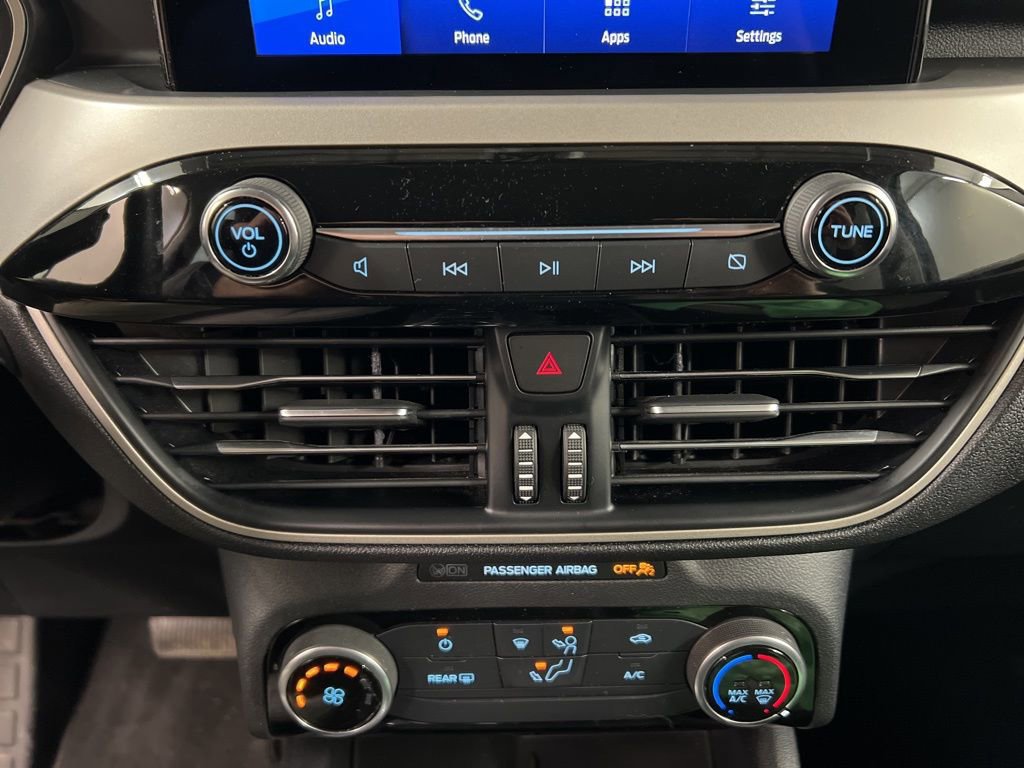 Certified 2022 Ford Escape SE image 13