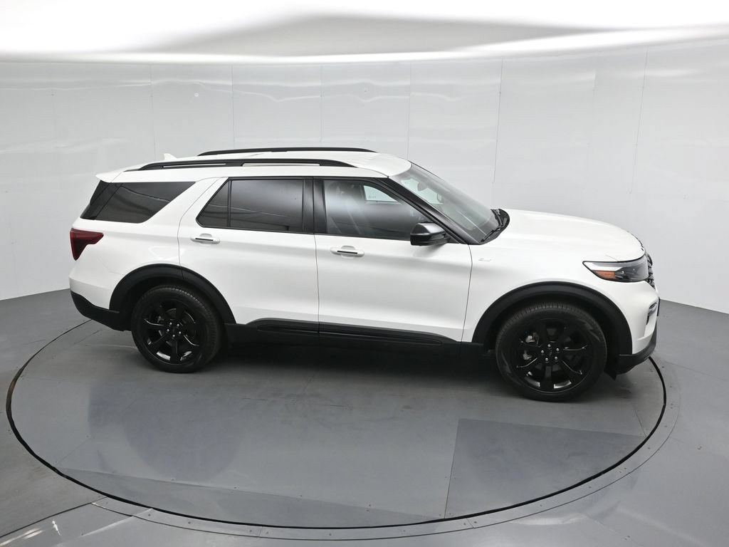 Certified 2023 Ford Explorer ST-Line w/ Class IV Trailer Tow Package RWD image 55