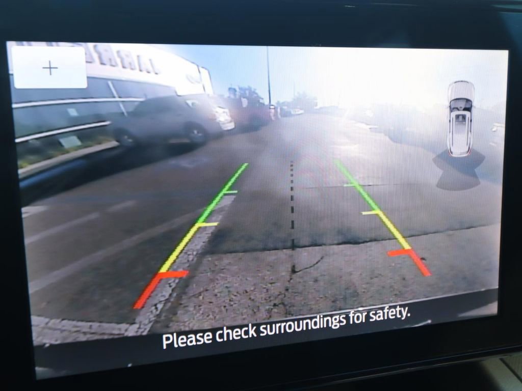 Certified 2023 Ford Explorer XLT w/ Equipment Group 202A image 9