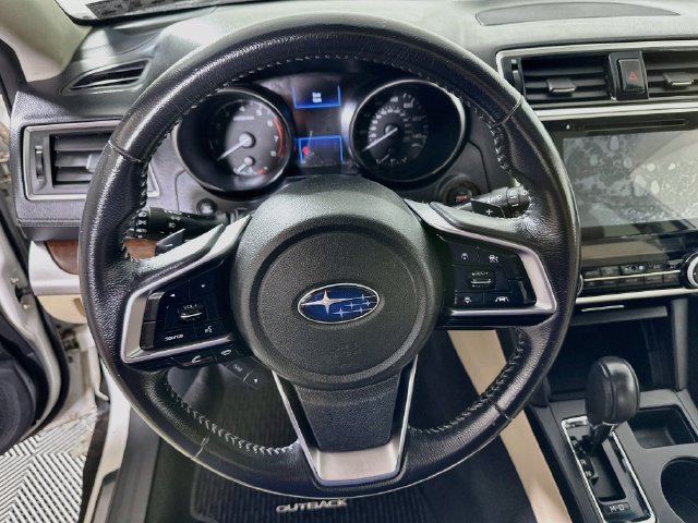 Used 2018 Subaru Outback 2.5i Limited AWD/4WD image 14
