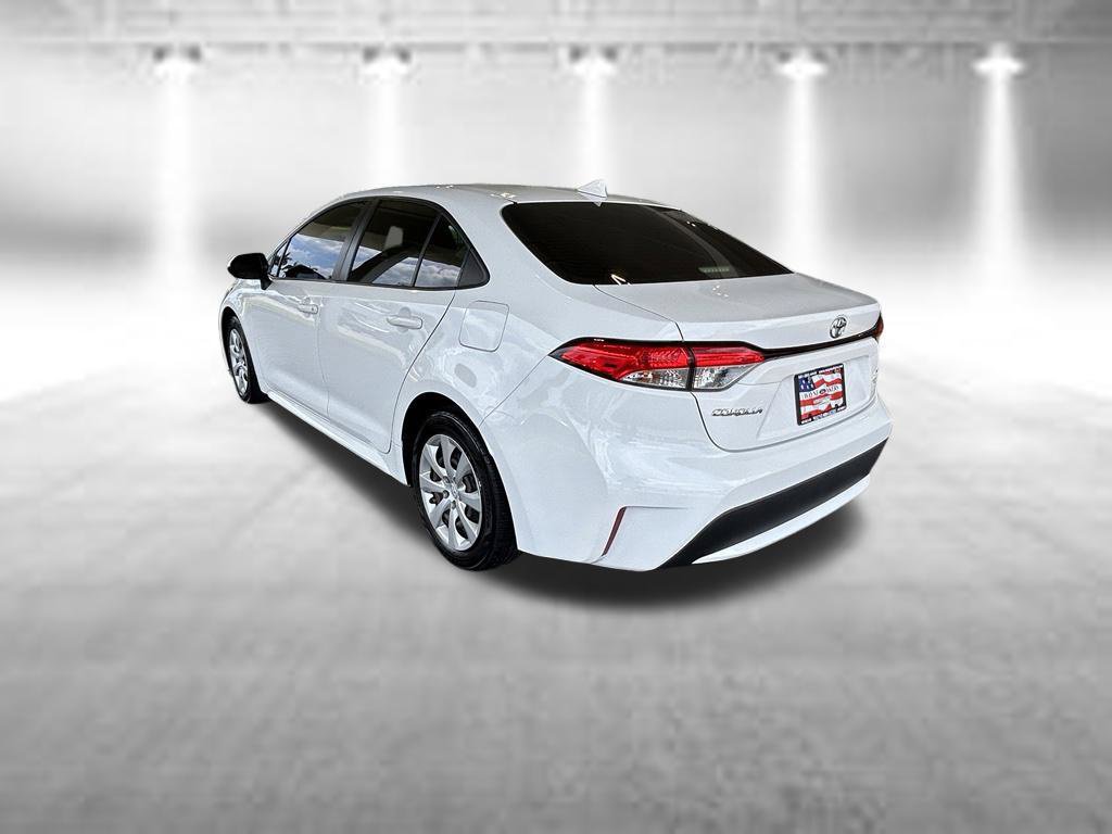 Used 2022 Toyota Corolla LE FWD image 7